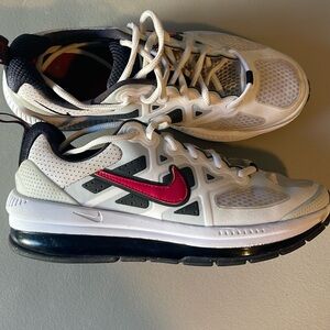 Youth 6.5 Nike Airmax